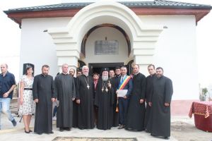 Mitropolitul Olteniei a resfinţit biserica parohială din localitatea Valea Stanciului