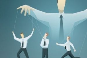 Pleşoianu: „Orice om zdravăn la cap din această ţară pricepe rapid că STATUL PARALEL este Sufrageria lui Oprea”