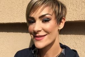 Roxana Ciuhulescu se pregăteşte să meargă DIN NOU la ALTAR. Cine este ALESUL vedetei