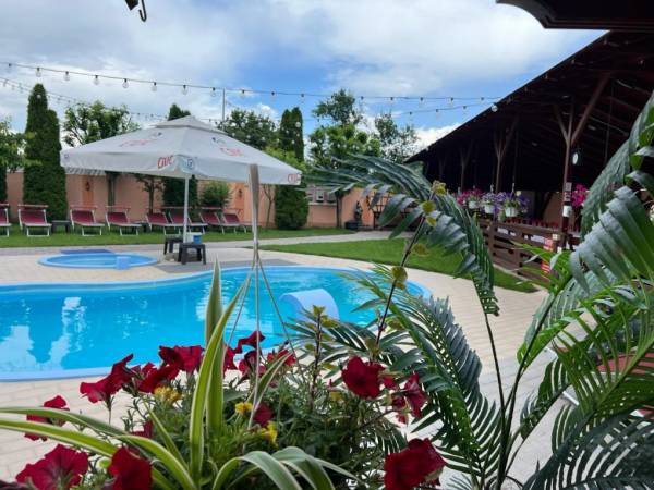 Pensiunea Roua Muntilor, Vadu Crişului