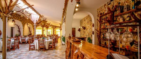 Pensiunea Ovidiu, Adjud