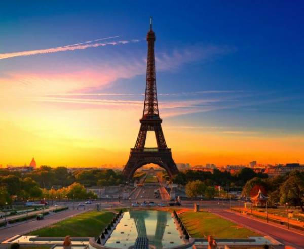 Brava Tour, Bucureşti