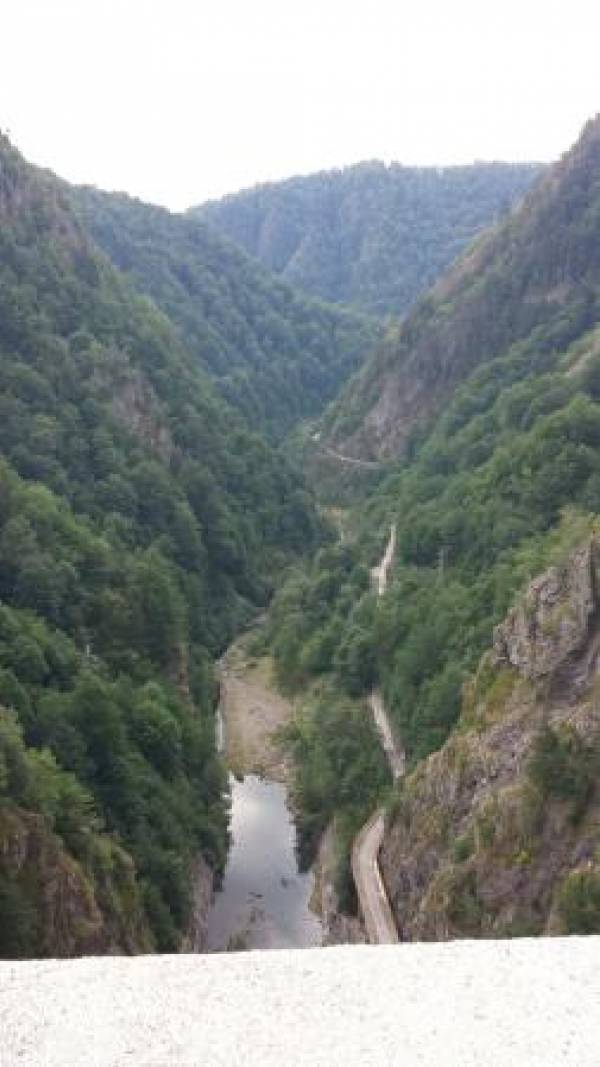 Posada Vidraru, Arefu
