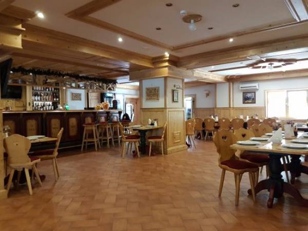 Restaurant Brandeberg, Șimon