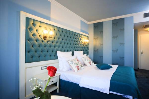 Restaurant Simfonia, Râmnicu Vâlcea