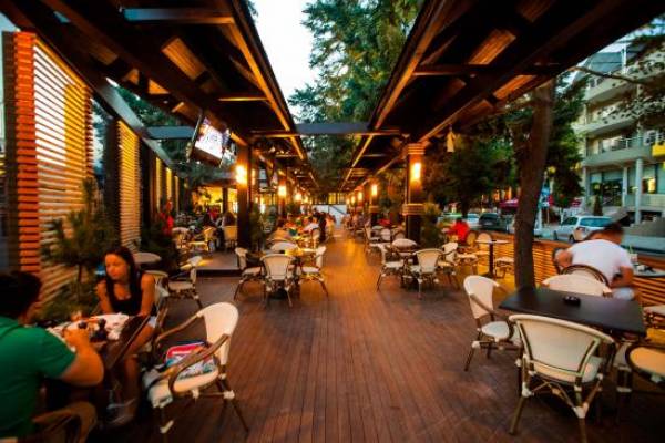 Restaurantul Domnesc, Curtea de Argeş