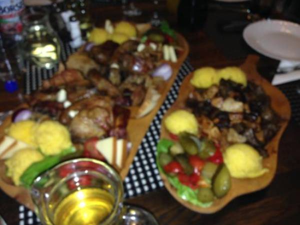 Restaurant Vatra, Târgovişte