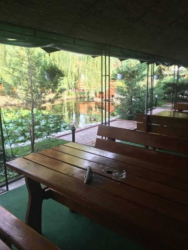 Restaurant Donald, Jitaru