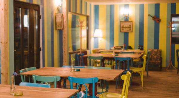 Vintage Restaurant and Garden, Târnăveni