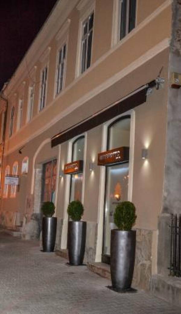 Amaretto Caffe, Bistriţa