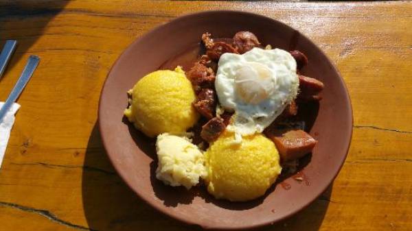 La Popasul Baciului, Câmpulung Moldovenesc