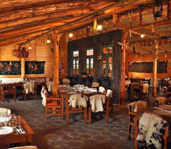 Restaurant Terasa Gliga, Reghin