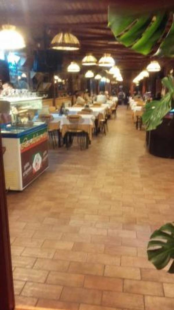 La Dolce Vita, Sebeş