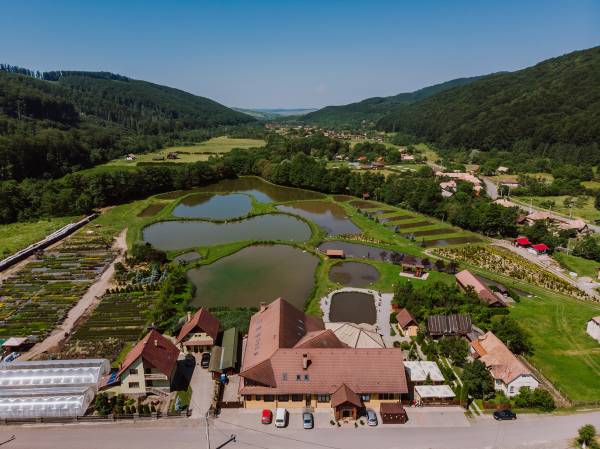 Hanul Pescaresc, Sovata