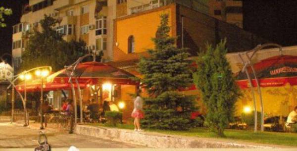 Christopher Pub, Mangalia