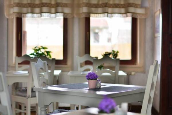 Taverna Panzio, Târgu Secuiesc