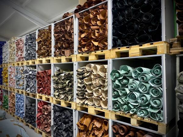 Del Company, Vicovu de Sus